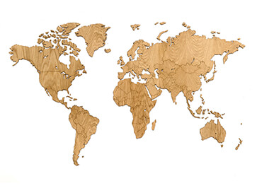 carte du monde en bois